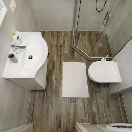 With Parking Close To Shopping Malls Vilnius